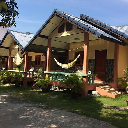 Suksabai Resort Хаад Рин Экстерьер фото