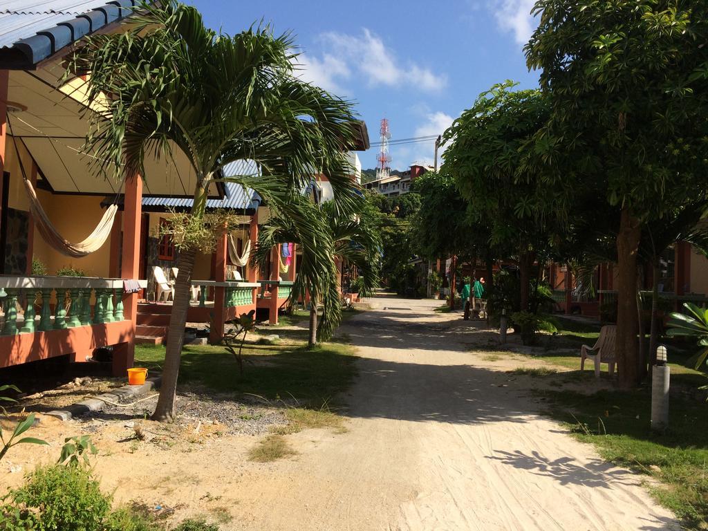 Suksabai Resort Хаад Рин Экстерьер фото