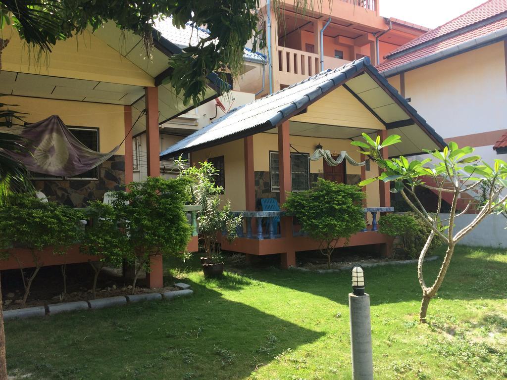 Suksabai Resort Хаад Рин Экстерьер фото